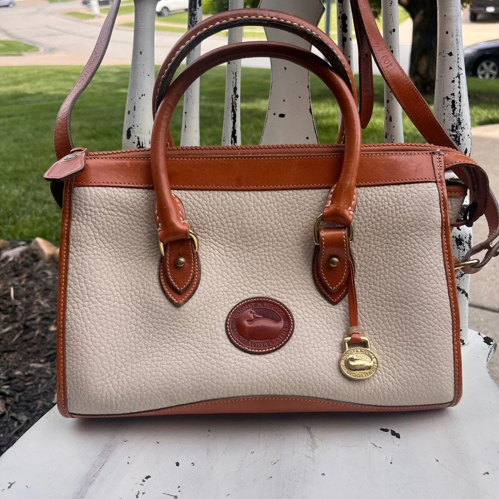 Vintage Dooney Bourke AWL Bone Tan Leather Satchel Crossbody USA Made Bag - Picture 2 of 13